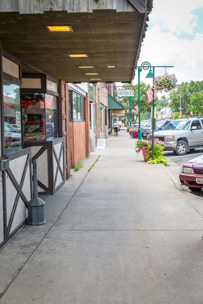downtown-spooner-james-netz